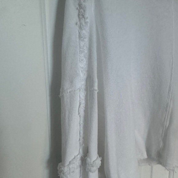 Free People Lightweight Oversized White Cropped Pullover - Picture 4 of 5